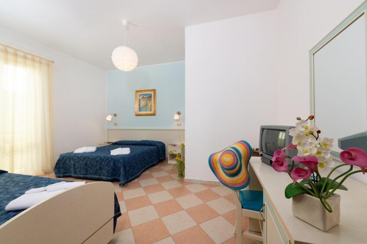 Bruna Hotel 2*